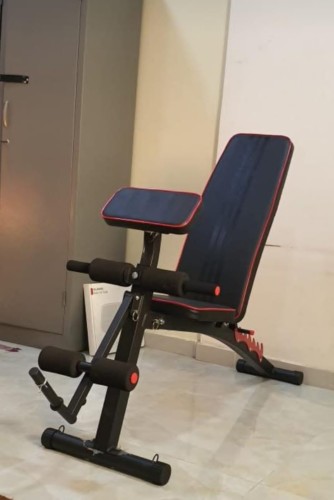 كرسي بنس متعدد المستويات