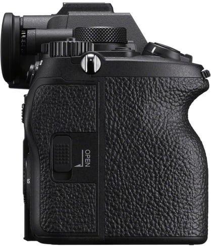 Sony Alpha 7R V Full Frame Mirrorless Interchangea...