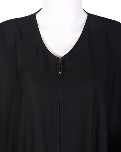 عباية كتف كلوش بأزرار مع خمار