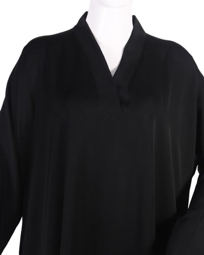 عباية كتف كلوش مسكرة مع خمار