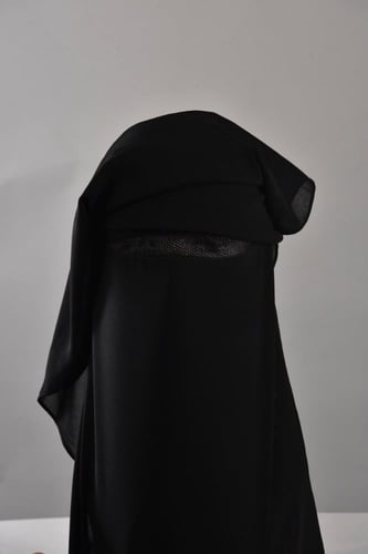 نقاب أفغاني