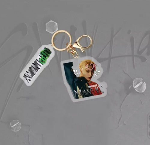 ميدالية hyunjin -ODDINARY