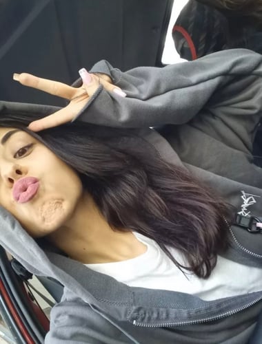 جاكيت Jungkook طبق الأصلي مع المرفقات