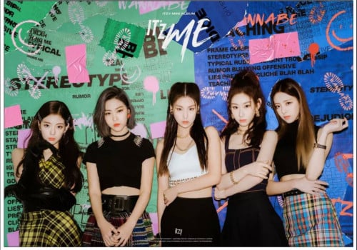 بوستر ITZY 30x42cm