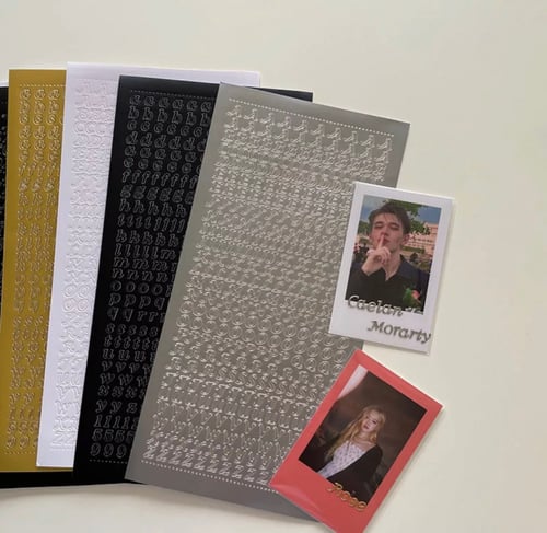 ستيكرز احرف