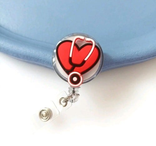 تعليقه كرت طبي القلب