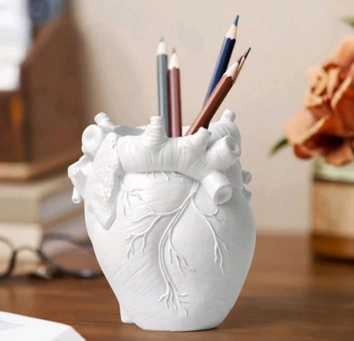 ديكور مكتبي قلب