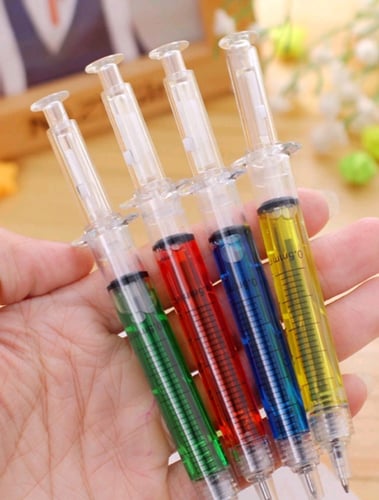 قلم التمريض الابره ( قطعه 1) عشوائي