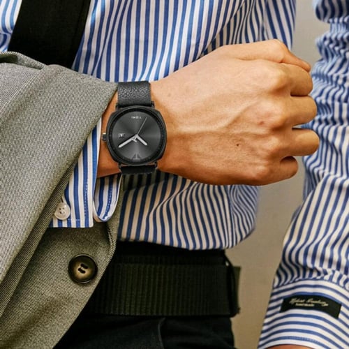 ساعه فاخره رجالي