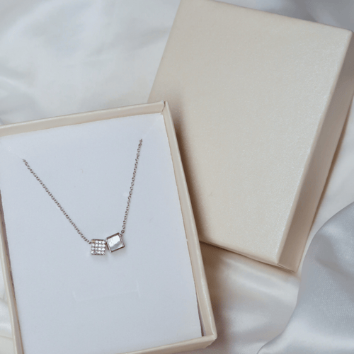 سلسال حجرمربع ناعم - فضي