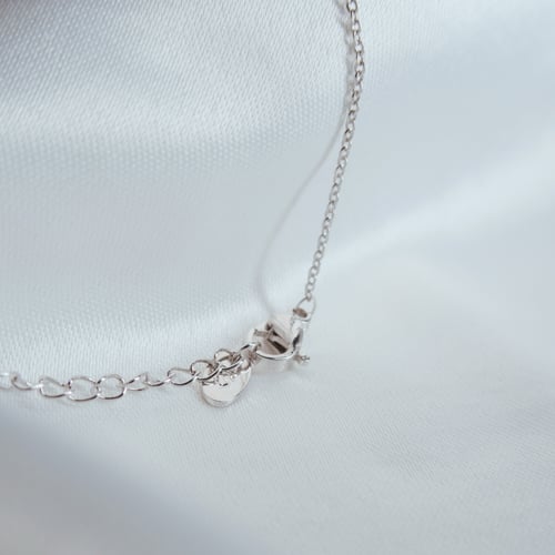 سلسال حجرمربع ناعم - فضي