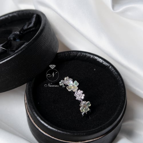 خاتم ورده زركون فضي