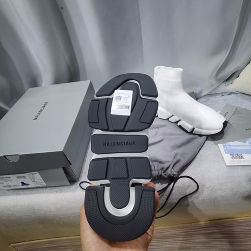 SPEED 2.0 LACE-UP RECYCLED KNIT TRAINERS