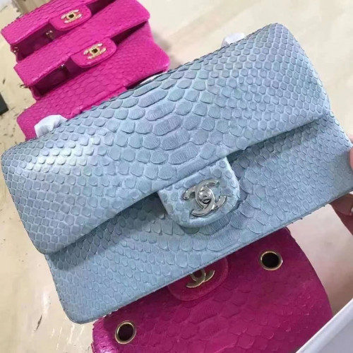 CHANEL 25CM