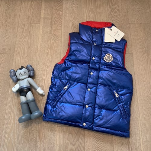 MONCLER
