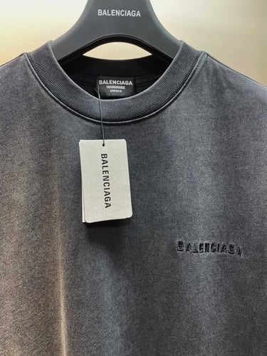 BALENCIAGA