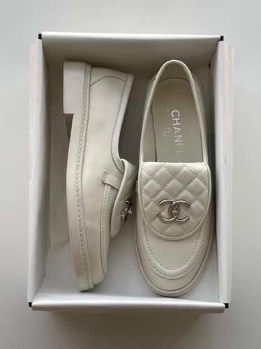 chanel Moccasins 2024
