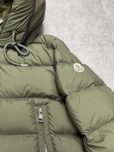 MONCLER
