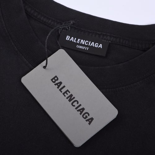 BALENCIAGA
