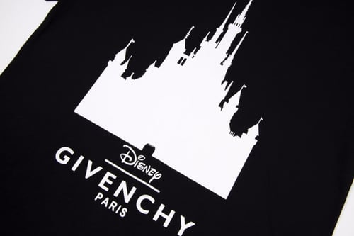 GIVENCHY