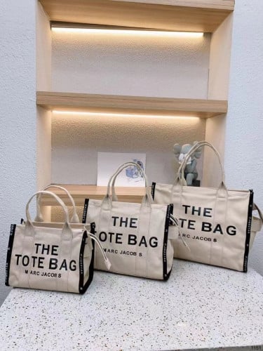THE TOTE BAG