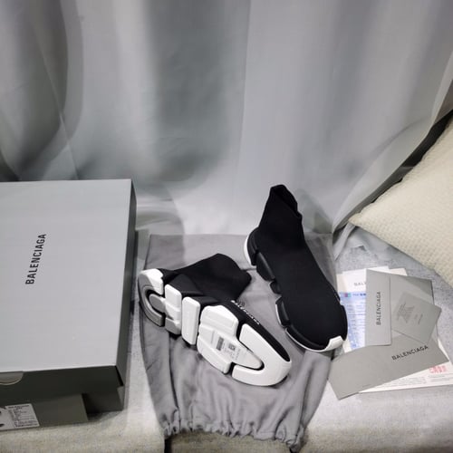 SPEED 2.0 LACE-UP RECYCLED KNIT TRAINERS