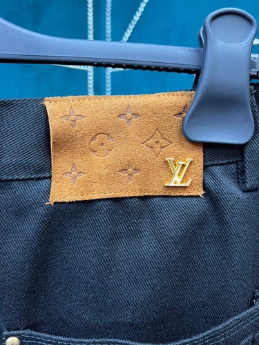 LV PANTS