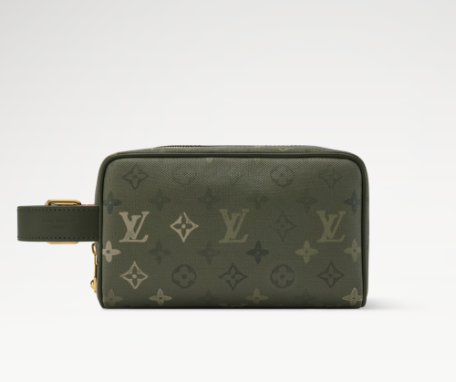 حقيبة لويس فيتون Dopp Kit