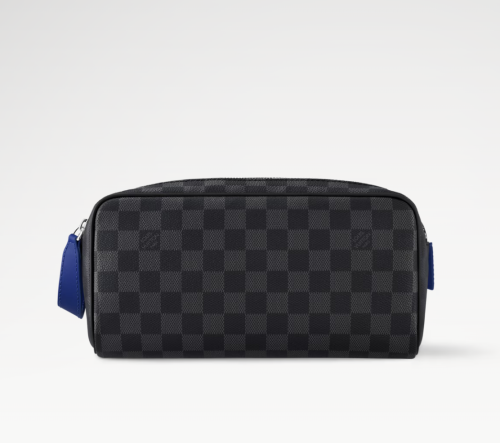 حقيبة لويس فيتون Dopp Kit