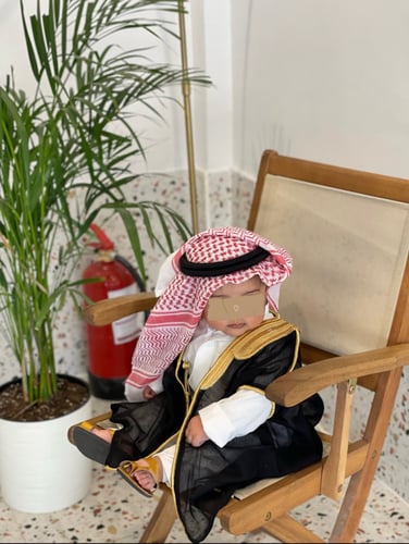 طقم الأمير بالبشت السوداء من ( 4)قطع / A08