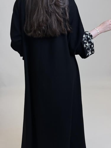 عباية نجلاء بيج N25