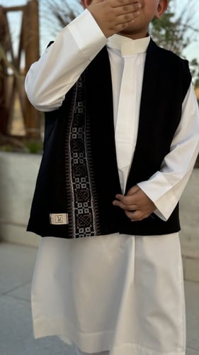 صديرية جسّار (سوداء ) J1