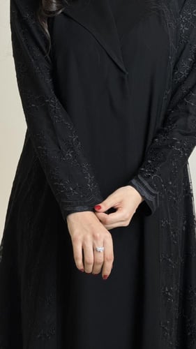 عباية ليلى L110