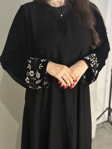 عبايه ورد 104