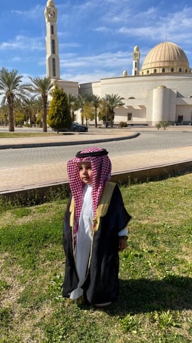 طقم الأمير بالبشت السوداء من ( 4)قطع / A08