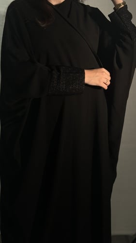 عباية مسره بشت M5