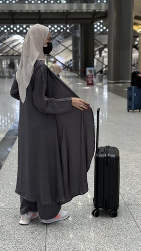 عباية سفر رمادي S22