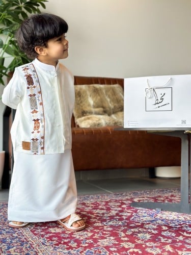 صديرية مخيط (بيضاء) A14