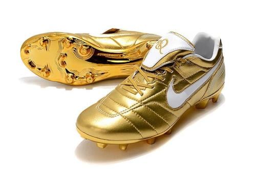 بوت NIKE TIEMPO LEGEND 7 R10