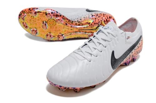 بوت Nike Tiempo Legend 10