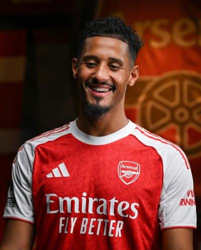 تيشرت ارسنال الاساسي 2026-2025 فئة اللاعبين