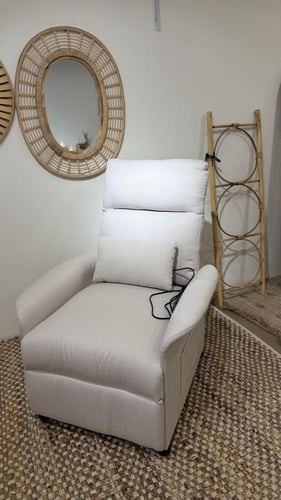 كرسي استرخاء كهربائي