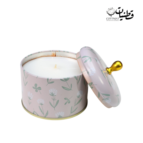 شمعة بعلبة مودرن برائحة العنب