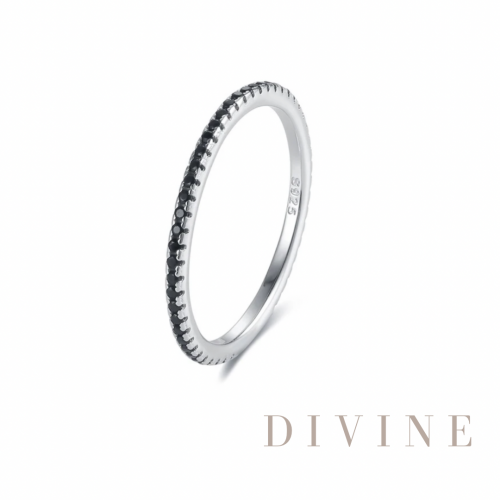 Vittore black stone silver 925 ring