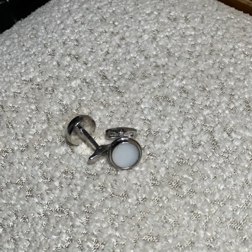 كبك رجالي فضي بحجر صدفي