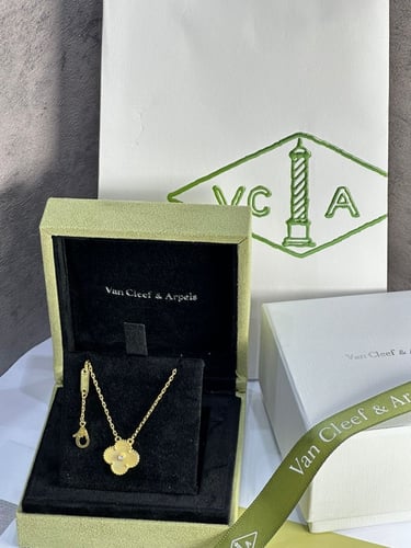قلادة فان كليف