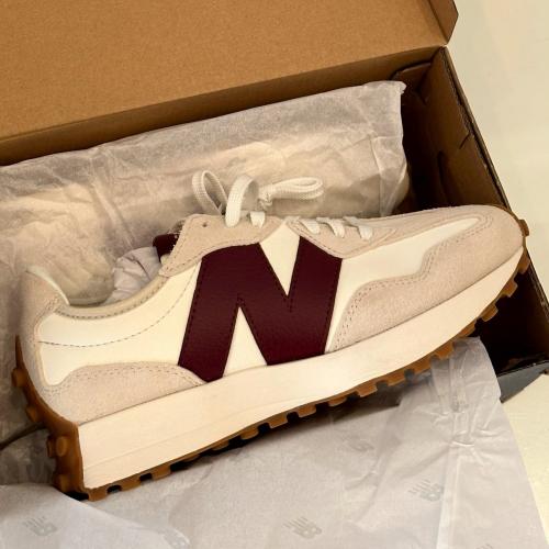 New Balance | Size: 37.5