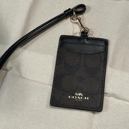 Coach Outlet | ID Holder