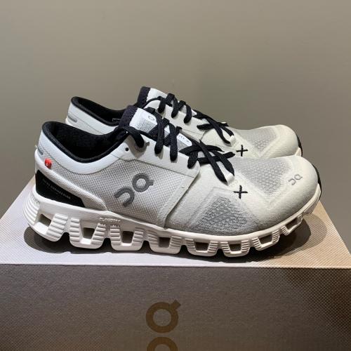 ON Running | Cloud X 3
