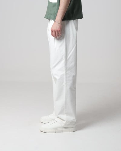 RS - FITTED WHITE PANTS